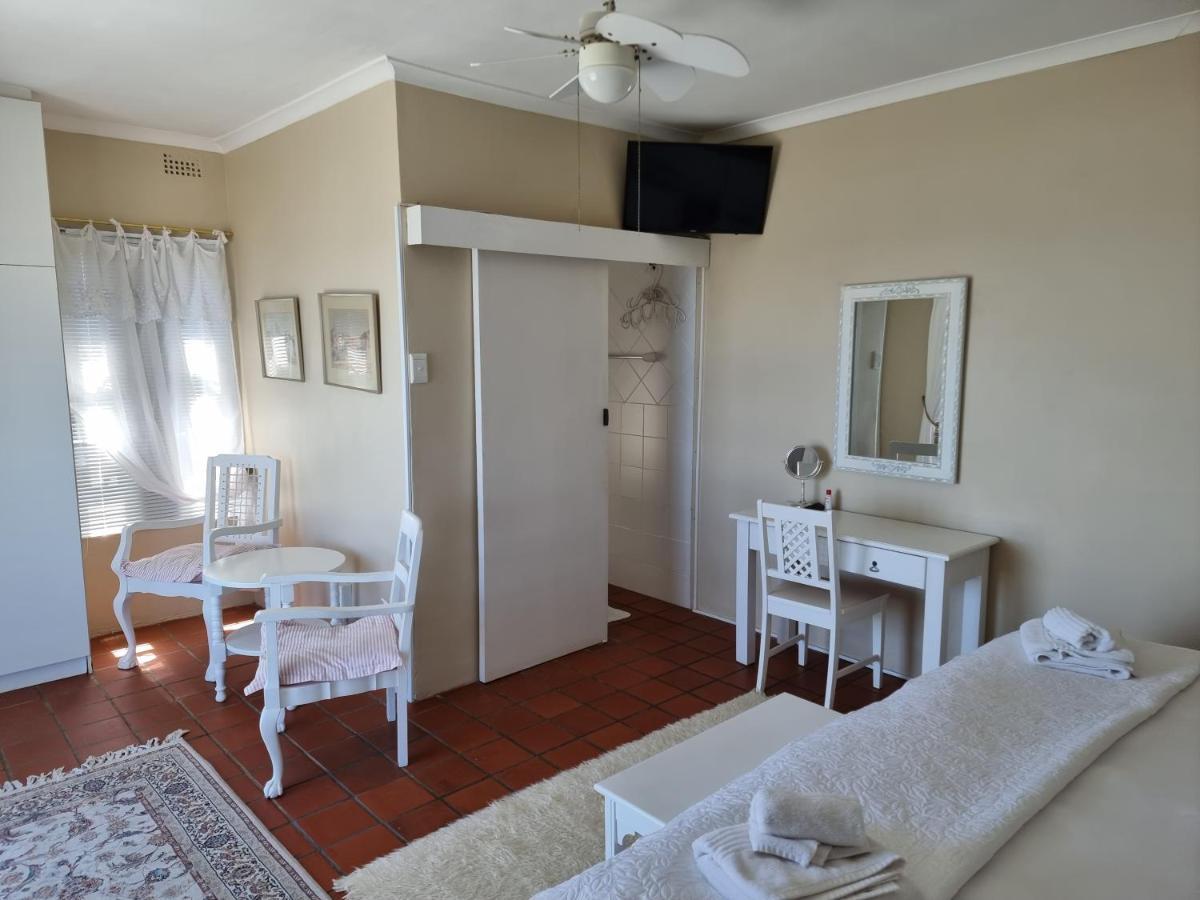The Bay Lodge Gansbaai Eksteriør billede