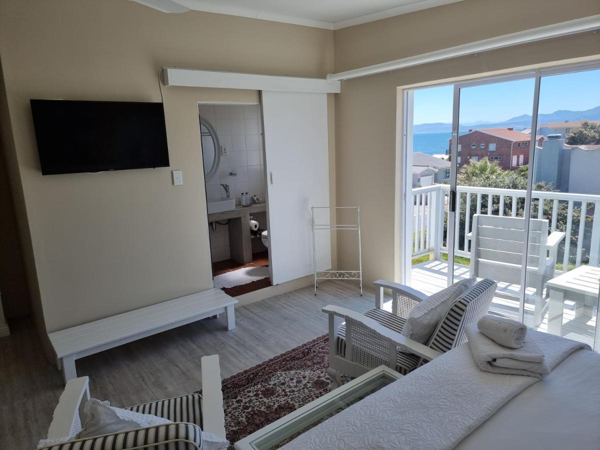 The Bay Lodge Gansbaai Eksteriør billede