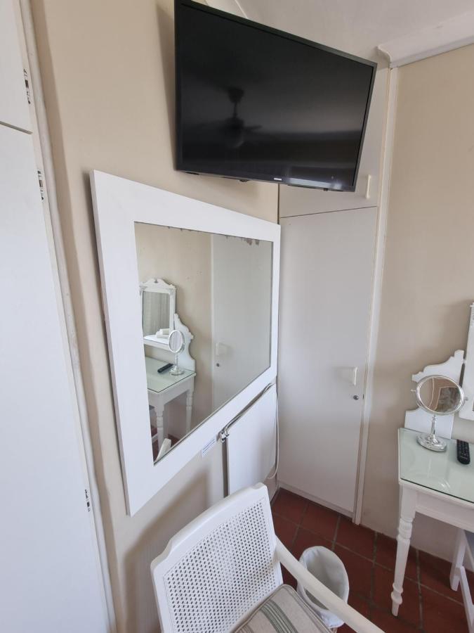 The Bay Lodge Gansbaai Eksteriør billede